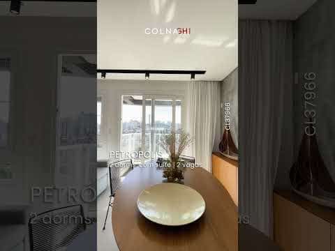 Apartamento · 2 dormitórios em Petrópolis — miniatura 2