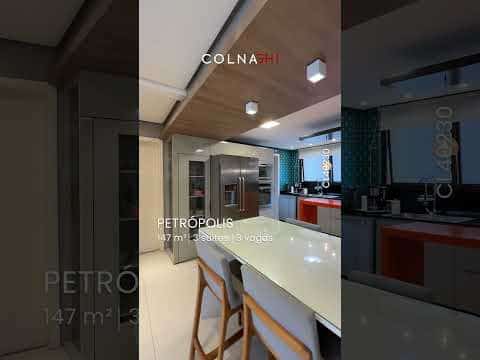 Apartamento · 3 dormitórios em Petrópolis — miniatura 2