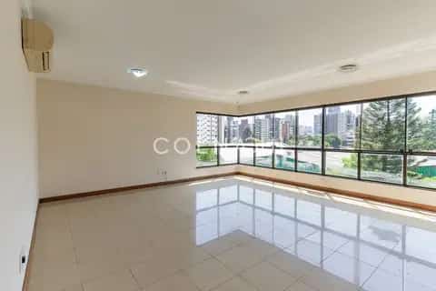Apartamento · 3 dormitórios em Petrópolis — miniatura 2