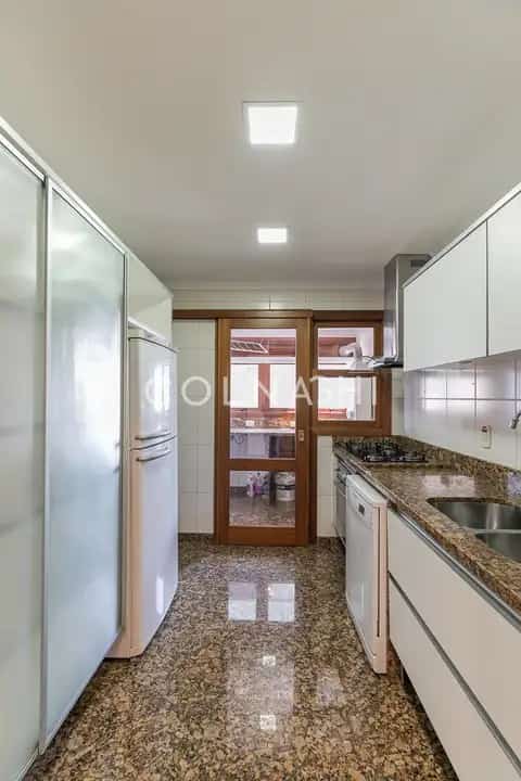 Apartamento · 3 dormitórios em Petrópolis — miniatura 15