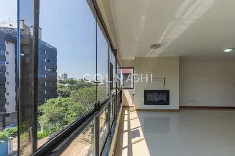 Apartamento · 3 dormitórios em Petrópolis — miniatura 4