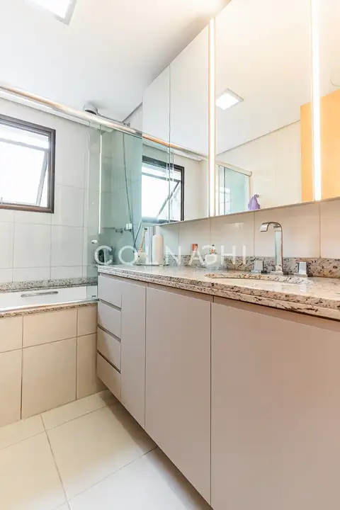 Apartamento · 3 dormitórios em Petrópolis — miniatura 14