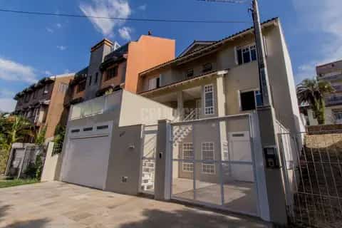 Casa · 4 dormitórios no Chácara das Pedras — miniatura 2