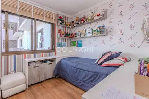 Apartamento · 3 dormitórios em Petrópolis — miniatura 12