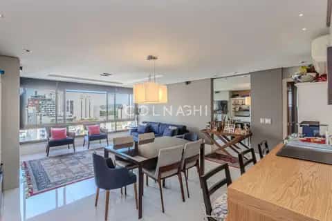 Apartamento · 3 dormitórios em Petrópolis — miniatura 1