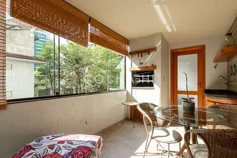 Apartamento · 3 dormitórios em Petrópolis — miniatura 5