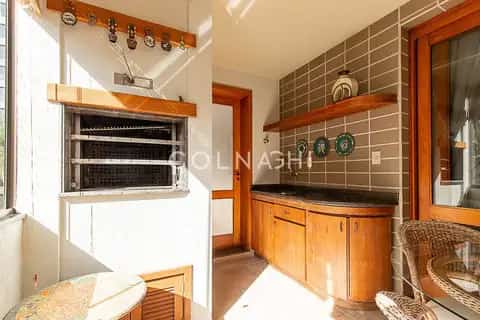 Apartamento · 3 dormitórios em Petrópolis — miniatura 6