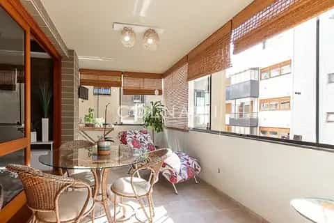 Apartamento · 3 dormitórios em Petrópolis — miniatura 7