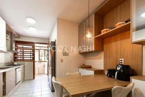 Apartamento · 3 dormitórios em Petrópolis — miniatura 9