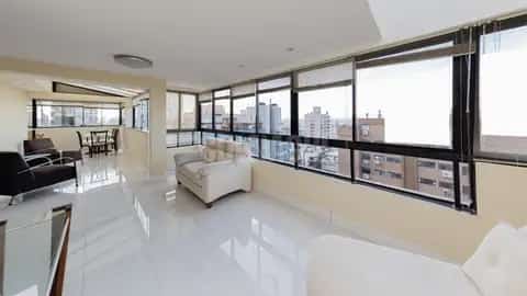 Apartamento · 2 dormitórios no Mont Serrat — miniatura 1