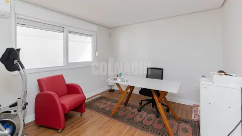Casa · 4 dormitórios no Chácara das Pedras — miniatura 15