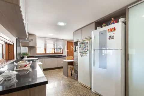 Apartamento · 4 dormitórios no Moinhos de Vento — miniatura 3