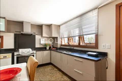 Apartamento · 4 dormitórios no Moinhos de Vento — miniatura 6