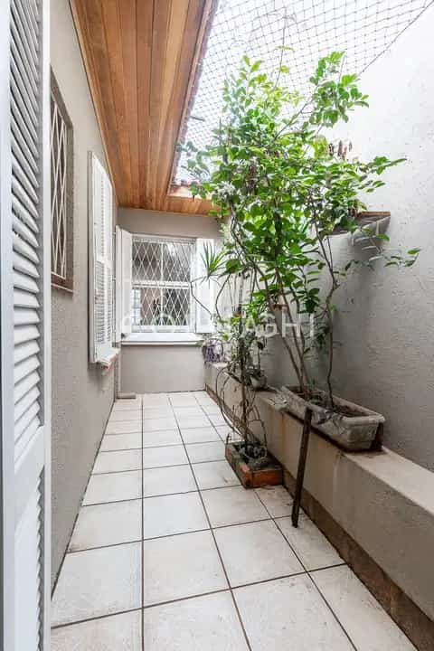 Casa · 3 dormitórios em Petrópolis — miniatura 13