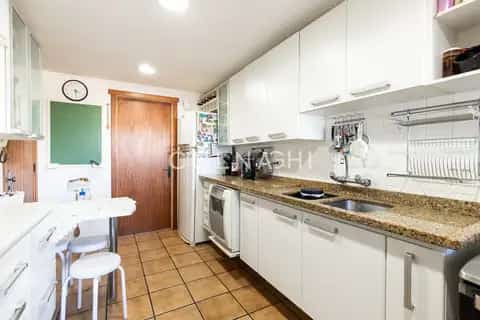 Apartamento · 4 dormitórios em Petrópolis — miniatura 14