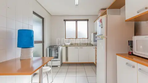 Apartamento · 2 dormitórios em Petrópolis — miniatura 7