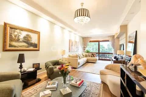 Apartamento · 3 dormitórios em Petrópolis — miniatura 1