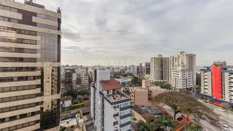 Apartamento · 2 dormitórios em Petrópolis — miniatura 13