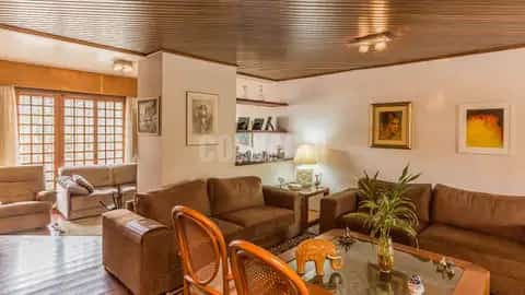 Casa · 4 dormitórios no Três Figueiras — miniatura 2