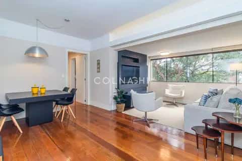Apartamento · 2 dormitórios em Petrópolis — miniatura 1
