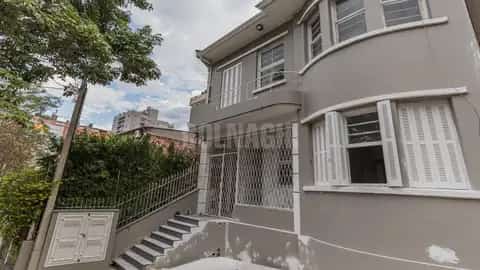 Casa Comercial · 3 dormitórios na Auxiliadora — miniatura 2