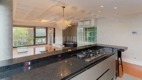 Apartamento · 2 dormitórios em Petrópolis — miniatura 5