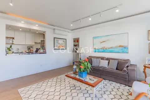 Apartamento · 3 dormitórios em Petrópolis — miniatura 5