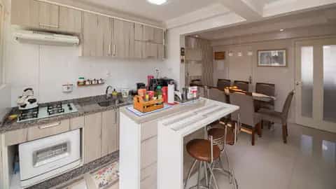 Apartamento · 3 dormitórios em Petrópolis — miniatura 12