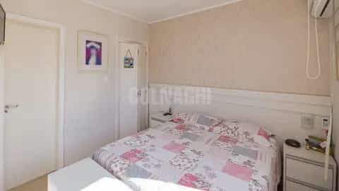 Apartamento · 3 dormitórios em Petrópolis — miniatura 14