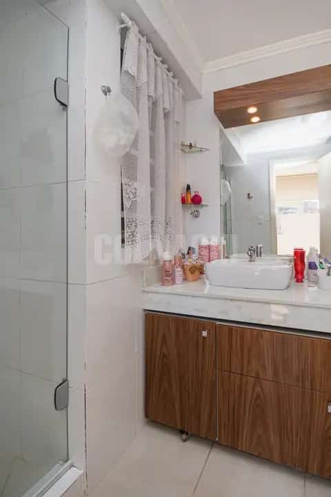 Apartamento · 3 dormitórios em Petrópolis — miniatura 15