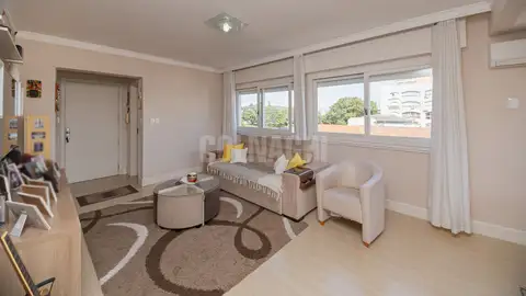 Apartamento · 3 dormitórios em Petrópolis — miniatura 2