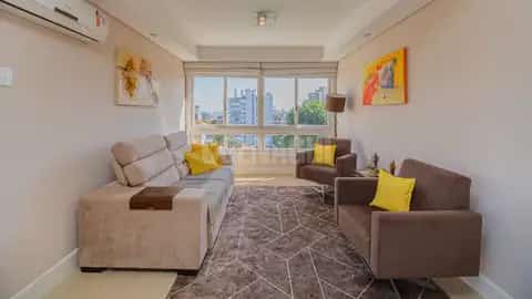 Apartamento · 3 dormitórios em Petrópolis — miniatura 3