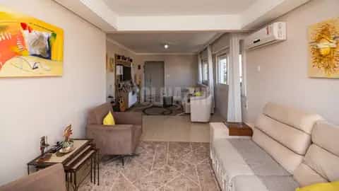 Apartamento · 3 dormitórios em Petrópolis — miniatura 4