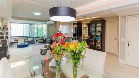 Apartamento · 2 dormitórios na Bela Vista — miniatura 1