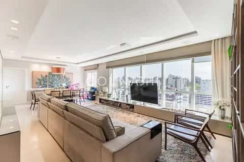 Apartamento · 3 dormitórios no Moinhos de Vento — miniatura 1
