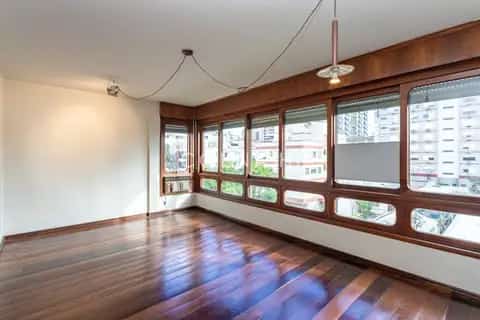 Apartamento · 3 dormitórios na Auxiliadora — miniatura 1