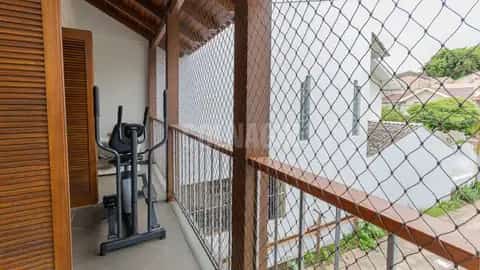 Casa · 4 dormitórios no Chácara das Pedras — miniatura 8