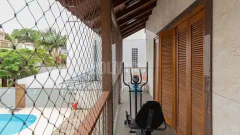 Casa · 4 dormitórios no Chácara das Pedras — miniatura 9