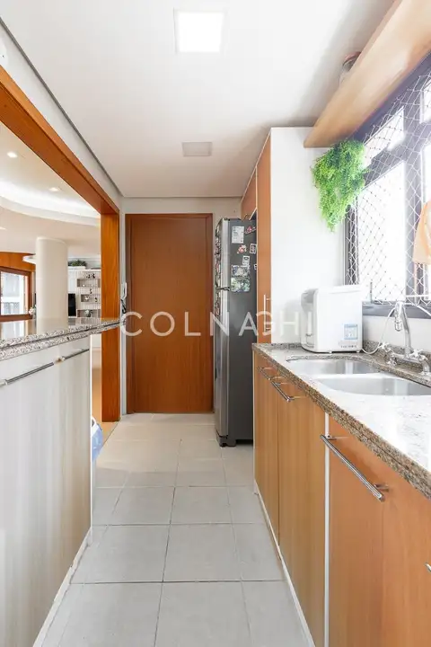 Apartamento · 3 dormitórios em Petrópolis — miniatura 13