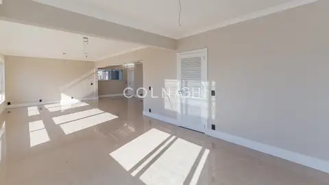 Apartamento · 3 dormitórios no Moinhos de Vento — miniatura 3