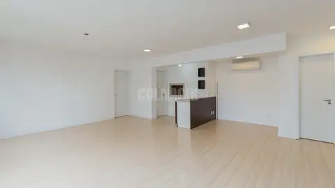 Apartamento · 4 dormitórios no Menino Deus — miniatura 2
