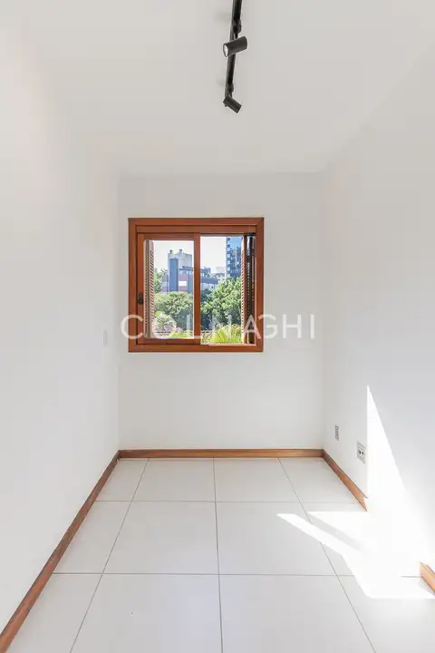 Apartamento · 2 dormitórios em Petrópolis — miniatura 14