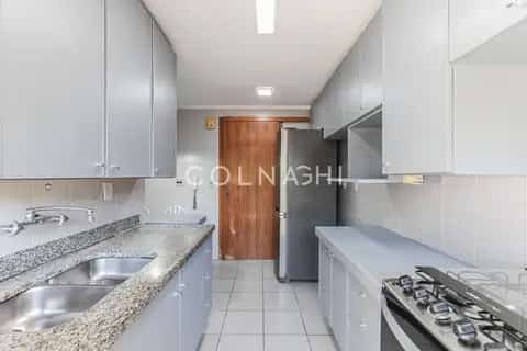 Apartamento · 2 dormitórios em Petrópolis — miniatura 11
