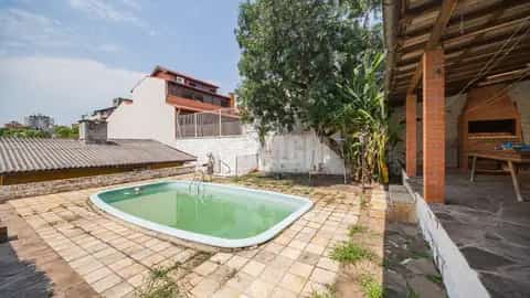 Casa · 3 dormitórios no Chácara das Pedras — miniatura 1