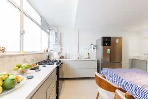 Apartamento · 3 dormitórios no Moinhos de Vento — miniatura 6