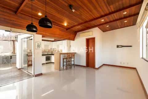 Cobertura · 2 dormitórios na Auxiliadora — miniatura 1