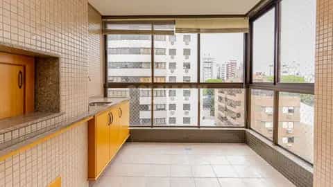 Apartamento · 3 dormitórios em Petrópolis — miniatura 5