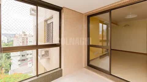 Apartamento · 3 dormitórios em Petrópolis — miniatura 7