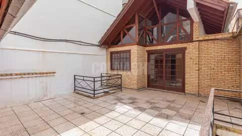 Casa · 4 dormitórios em Petrópolis — miniatura 10