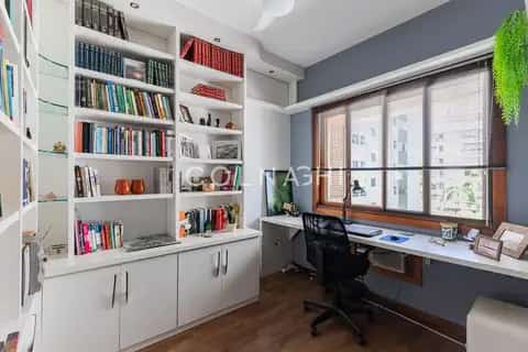 Apartamento · 3 dormitórios em Petrópolis — miniatura 11